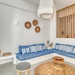 Kentra House - Parikia Center *