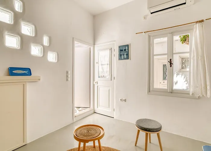 Nyaraló Kentra House - Parikia Center *